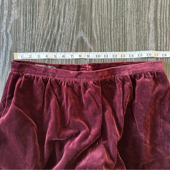 Chaus Vintage Burgundy A-Line Velvet Skirt, Size 34 - Picture 9 of 10